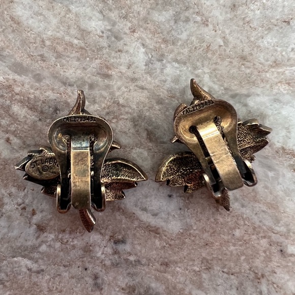 Vintage Clip on Leaf Earrings, Antique Brass Toned - Picture 2 of 8
